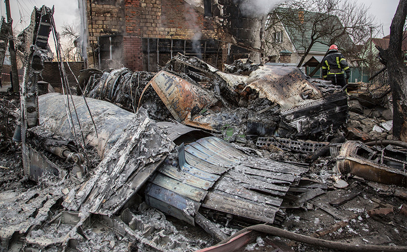 Το ουκρανικό τάγμα «Αζόφ» χτύπησε το χωριό Σαρτανά, λένε οι Ρώσοι
