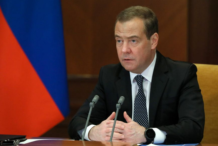 Μεντβέντεφ: Οι κυρώσεις από τη Δύση δεν θα επηρεάσουν το Κρεμλίνο