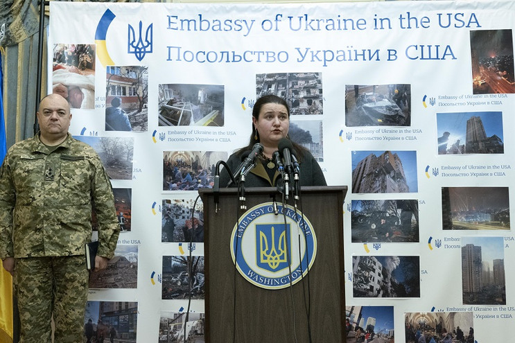 Πόλεμος στην Ουκρανία: Η Ρωσία έριξε θερμοβαρική βόμβα, κατήγγειλε η Ουκρανή πρέσβειρα στις ΗΠΑ