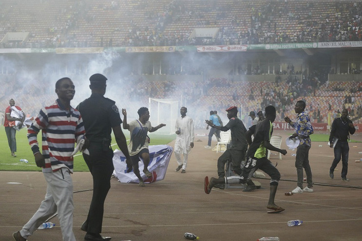 Μουντιάλ 2022: Εισβολή οπαδών μετά τον αποκλεισμό της Νιγηρίας από το Παγκόσμιο Κύπελλο