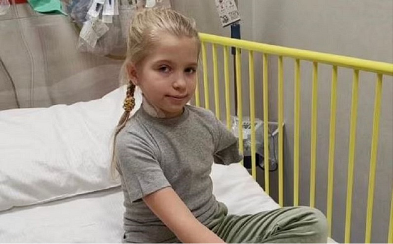 Συγκινεί 9χρονη Ουκρανή που έχασε το χέρι της &#8211; «Ελπίζω ότι οι Ρώσοι δεν είχαν σκοπό να μου κάνουν κακό»