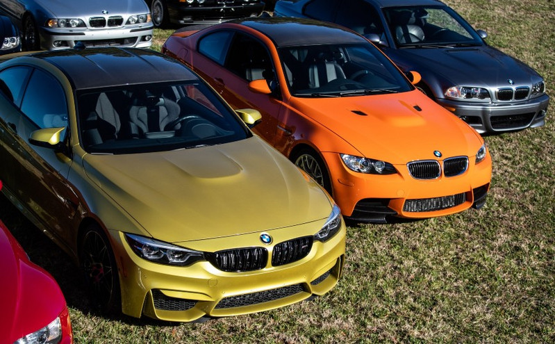 BMW Σειρά 8 και M8: Οι νέες εκδόσεις των πολυτελών σπορ έχουν στανταρ εξοπλισμό «Μ» και μεγάλη ιπποδύναμη