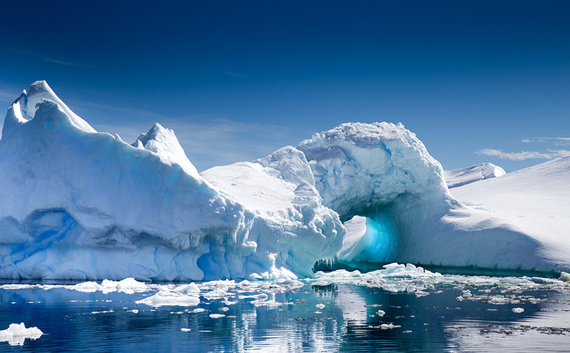 Απειλείται με κατάρρευση πάγος της Ανταρκτικής στο μέγεθος της Καλιφόρνια &#8211; Τι σημαίνει για τα επίπεδα της θάλασσας