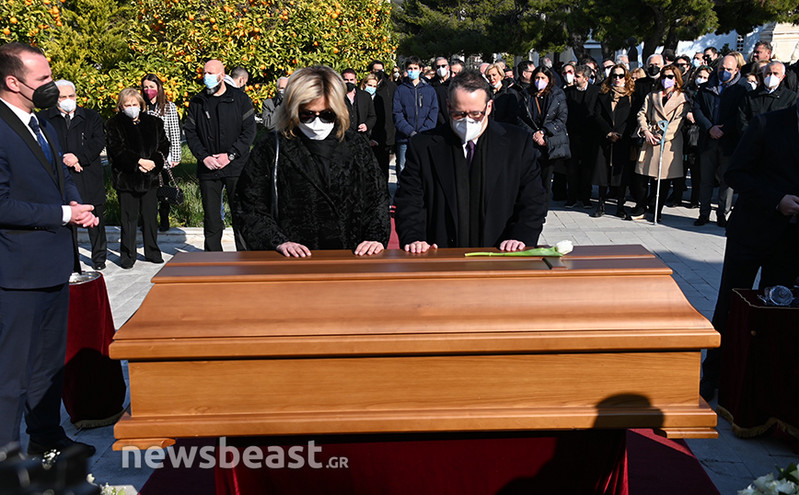Κηδεύτηκε ο Δημήτρης Κοντομηνάς στο Α&#8217; Νεκροταφείο