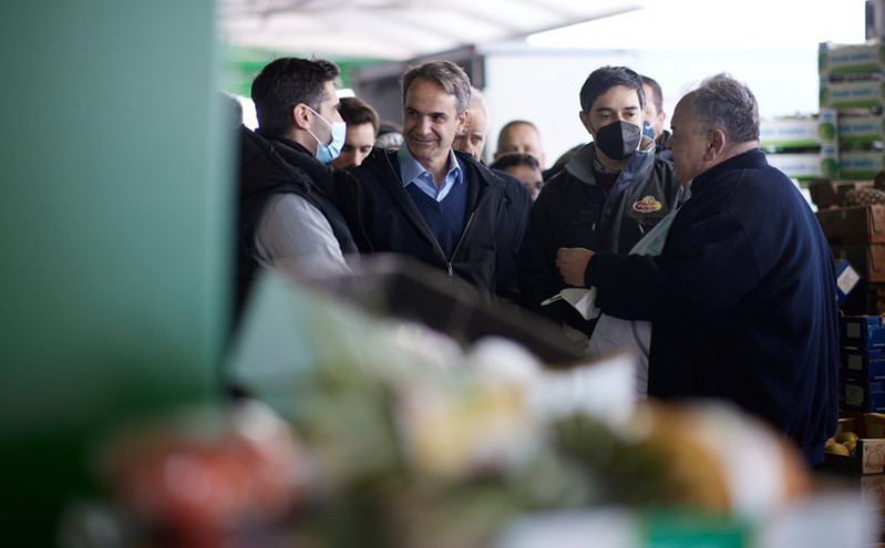 Στη Λαχαναγορά του Ρέντη ο Κυριάκος Μητσοτάκης: «Έχουμε λάβει μέτρα για τη στήριξη του αγροτικού κόσμου»