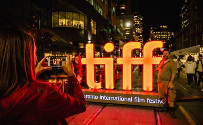 Πόλεμος στην Ουκρανία: Το Διεθνές Φεστιβάλ Κινηματογράφου του Τορόντο «τραβάει» το&nbsp;κόκκινο χαλί στην Ρωσία