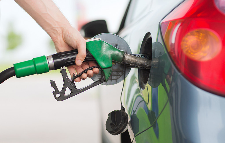 Fuel Pass 2: Η υποβολή της φορολογικής δήλωσης «ξεκλειδώνει» την αίτηση για το επίδομα καυσίμων