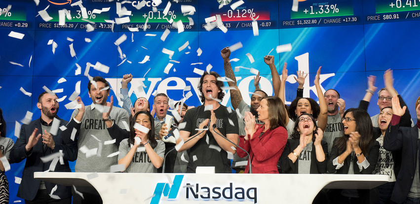 WeWork: Η εταιρεία που άγγιξε σε αξία τα 47 δισεκατομμύρια και σε 6 εβδομάδες έφτασε στο χείλος της χρεοκοπίας