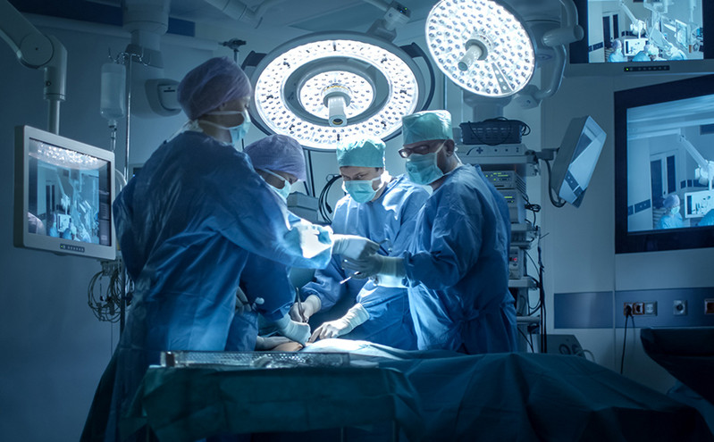 Θρίλερ με τους θανάτους 15 παιδιών: Νέα στοιχεία για τον παιδοκαρδιοχειρουργό &#8211; «Είναι εκδίκηση γιατί χάλασα την πιάτσα»