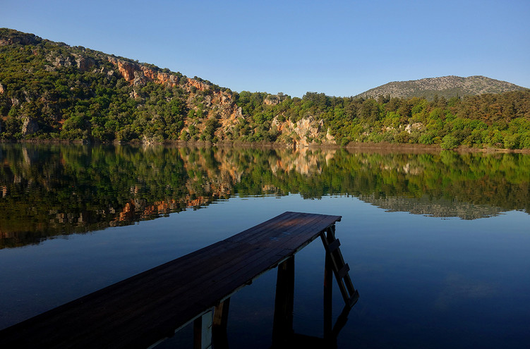 Λίμνη Ζηρού: Η άγνωστη λίμνη στην Πρέβεζα που θα σας πάρει τα μυαλά