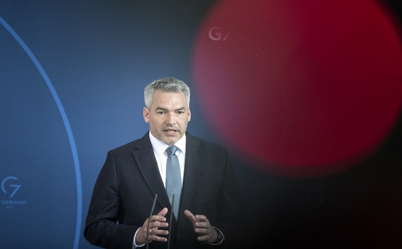 Αυστριακός καγκελάριος για τη συνάντηση με Πούτιν: «Δεν ήταν φιλική επίσκεψη, σκληρή η συζήτηση»