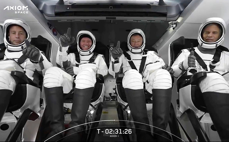 Space X: Στον Διεθνή Διαστημικό Σταθμό οι 4 αστροναύτες του Έλον Μασκ