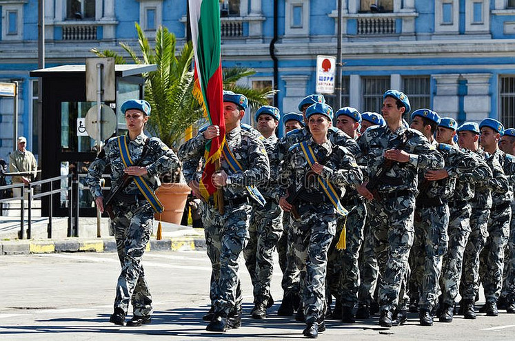 Βουλγαρία: Η Ημέρα των Ενόπλων Δυνάμεων θα εορταστεί φέτος χωρίς στρατιωτική παρέλαση