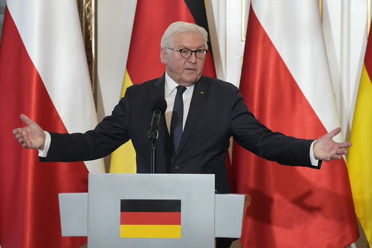 Έντονος εκνευρισμός στη Γερμανία για την άρνηση της Ουκρανίας να δεχθεί στο Κίεβο τον ομοσπονδιακό πρόεδρο Φρανκ-Βάλτερ Σταϊνμάιερ