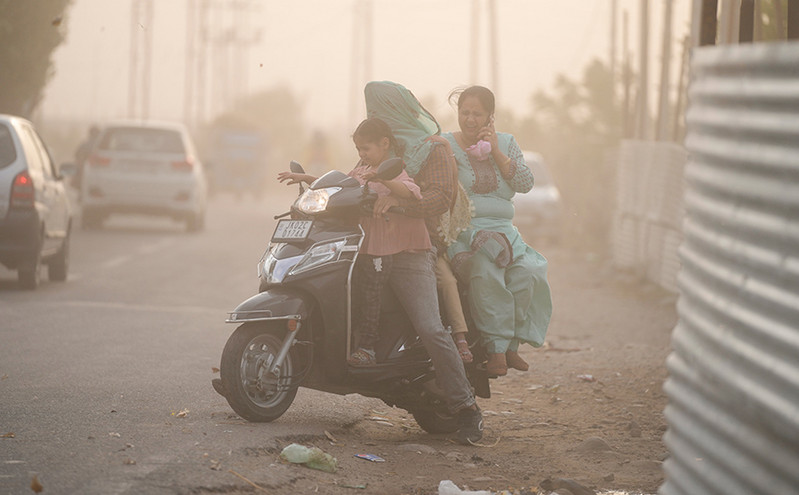 Κύμα ακραίου καύσωνα με 46 βαθμούς στην Ινδία