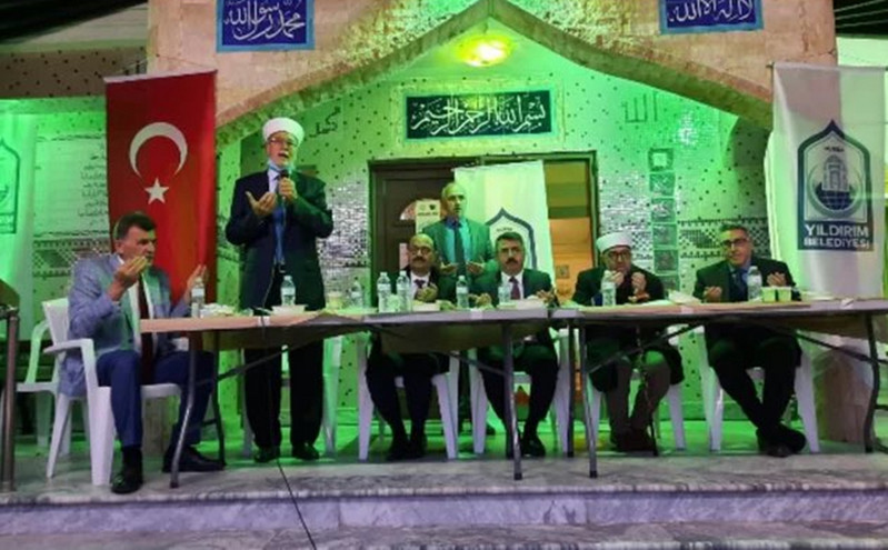 Βουλευτής του ΚΙΝΑΛ «σε εκδήλωση της ψευδομουφτείας Ξάνθης, με φόντο την τουρκική σημαία»