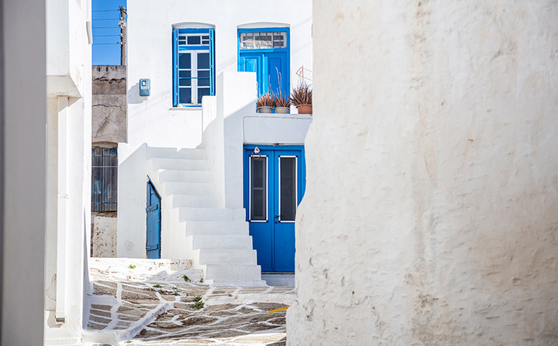Guardian: Οι 6 ελληνικοί προορισμοί για διακοπές πέρα από την πεπατημένη