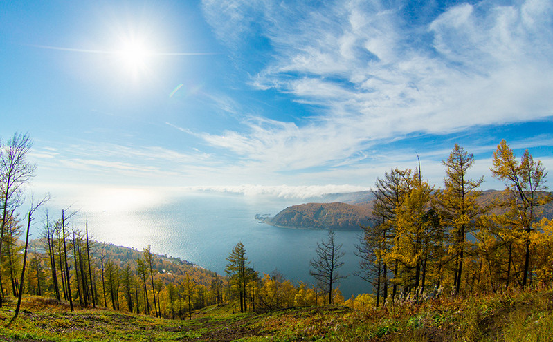 Λίμνη Βαϊκάλη: Η λίμνη στη Σιβηρία που κατέχει δύο παγκόσμια ρεκόρ