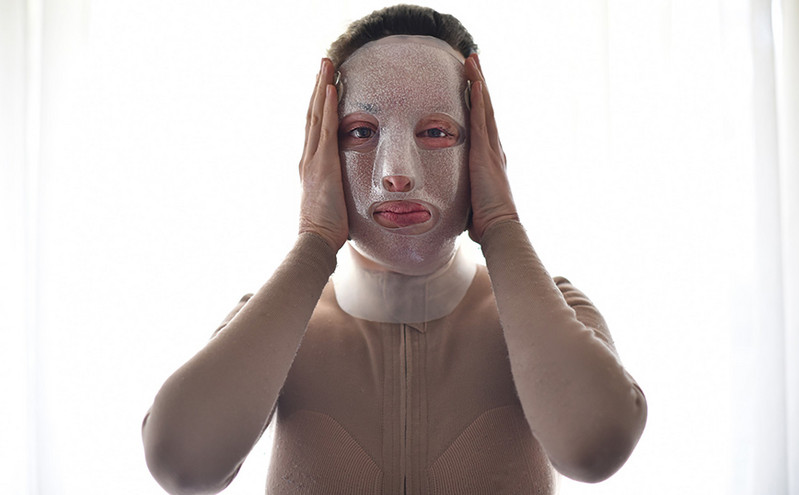 Ιωάννα Παλιοσπύρου: Έβγαλε τη μάσκα για πρώτη φορά και έδειξε το πρόσωπό της