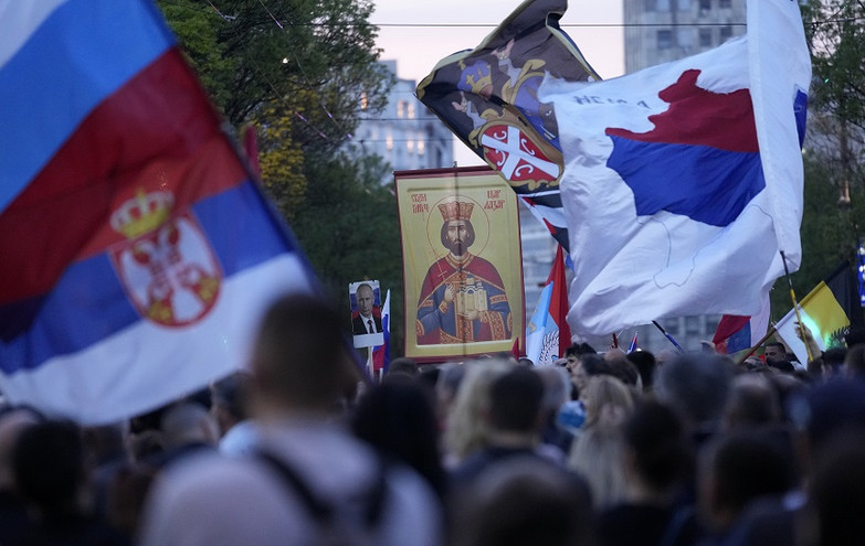 Σερβία: Mόνο το 34,9% των πολιτών δηλώνει υπέρ της ένταξης της χώρας στην Ευρωπαϊκή Ένωση