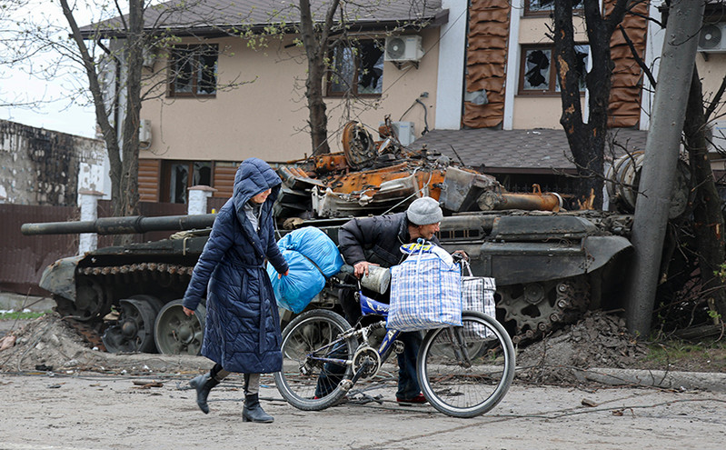 Πόλεμος στην Ουκρανία: Λεωφορεία απομακρύνουν αμάχους από τη Μαριούπολη
