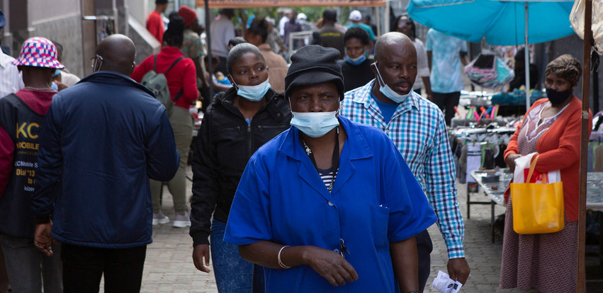 Τι συμβαίνει με τον κορονοϊό στην Αφρική: Είναι λιγότερο θανατηφόρος ο ιός ή απλά δεν καταγράφονται οι θάνατοι;