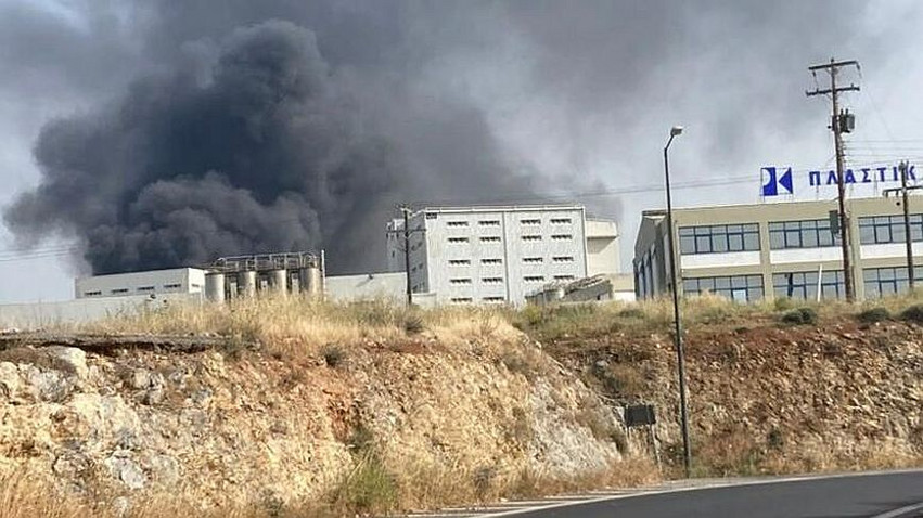 Κρήτη: Σε εξέλιξη πυρκαγιά σε επιχείρηση στη Βιομηχανική Περιοχή Ηρακλείου