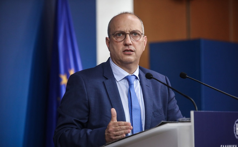 Οικονόμου: Η Ελλάδα δεν μπορεί και δεν πρέπει να βυθιστεί σε πολιτική κρίση την πιο κρίσιμη ώρα