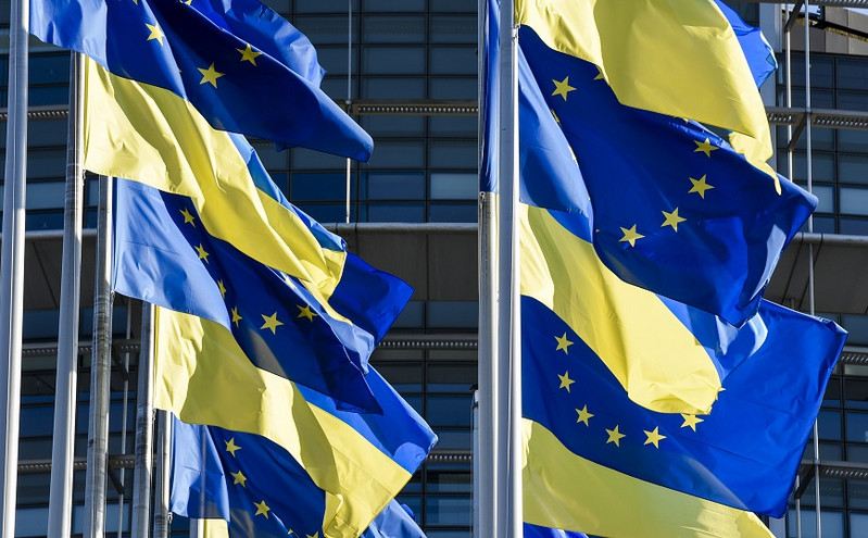 Μόνιμοι Αντιπρόσωποι ΕΕ: «Αφιερωμένη στο λαό της Ουκρανίας η φετινή Ημέρα της Ευρώπης»