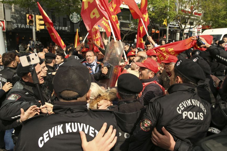 Tουρκία: Δεκάδες συλλήψεις στις εκδηλώσεις για την Πρωτομαγιά