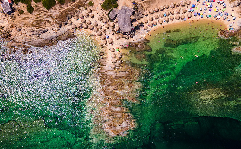 Πέντε παραλίες στη στεριανή Ελλάδα με τα πιο περίεργα ονόματα