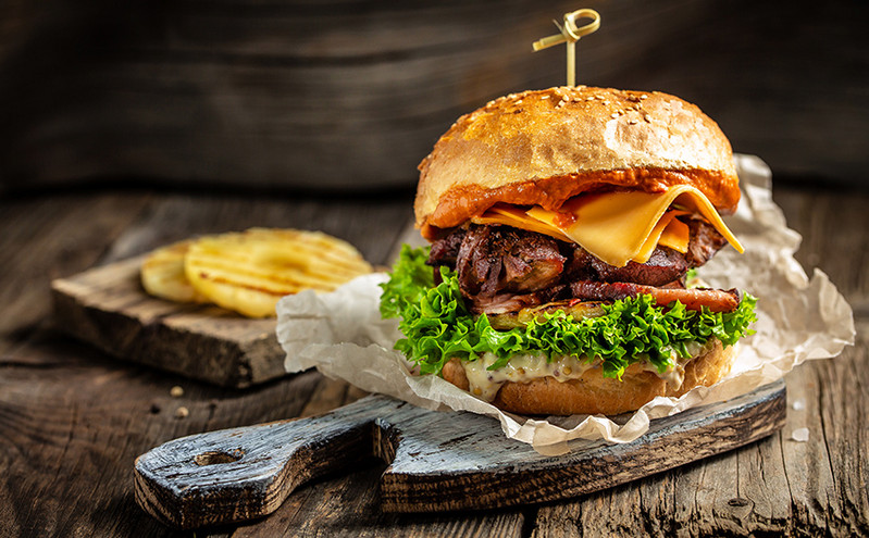5.000 δολάρια για το πιο ακριβό burger στον κόσμο