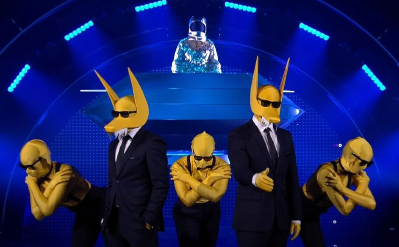 Ημιτελικός Eurovision 2022: Οι «λύκοι» της Νορβηγίας έκαναν άνω – κάτω το στάδιο με την «μπανάνα» τους
