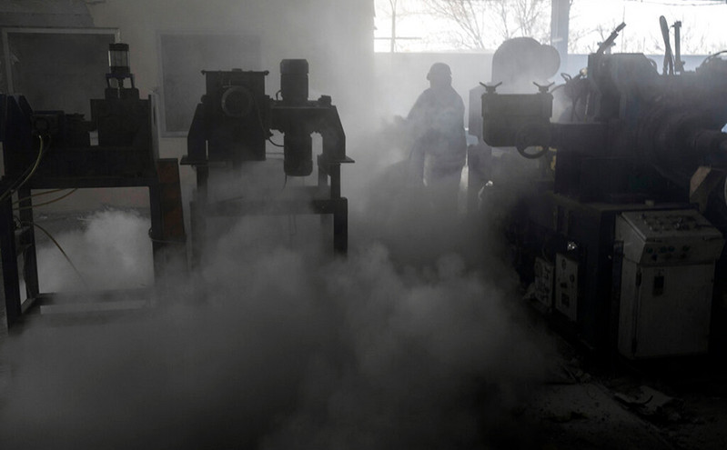 Πόλεμος στην Ουκρανία: Πώς πλήττει τα εργοστάσια στο Κίεβο – Ελβετική εταιρεία απολύει 400 υπαλλήλους