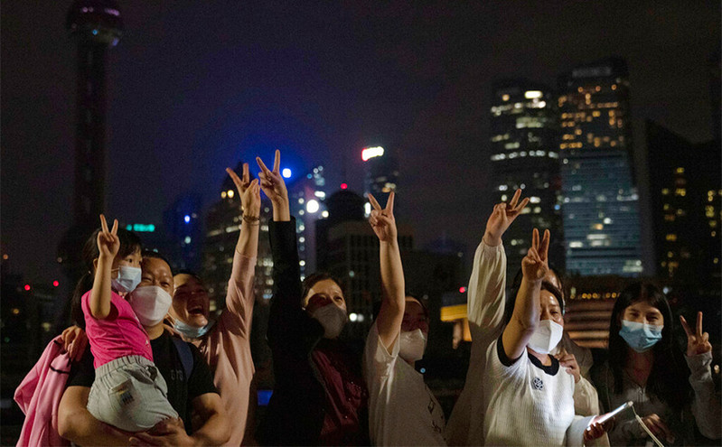 Σανγκάη: Τέλος το σκληρό lockdown με τις δυστοπικές εικόνες μετά από δύο μήνες