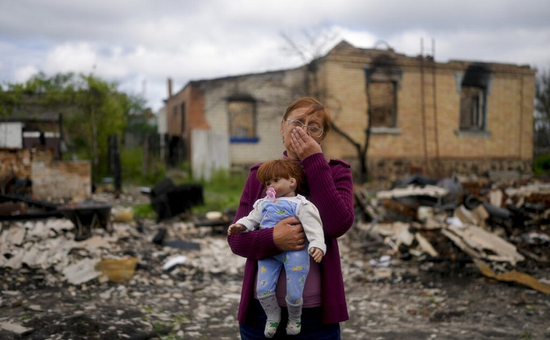 Πόλεμος στην Ουκρανία: Η Ρωσία βομβαρδίζει αστικές και στρατιωτικές υποδομές από τη Μαύρη Θάλασσα