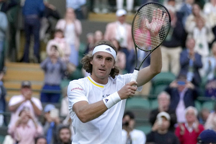 Wimbledon: Ευτυχώς τελειώσαμε πριν νυχτώσει, δήλωσε ανακουφισμένος ο Στέφανος Τσιτσιπάς