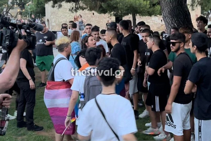 Thessaloniki Pride: Ένταση στο τέλος της πορείας &#8211; Ανήλικοι επιτέθηκαν στους συμμετέχοντες
