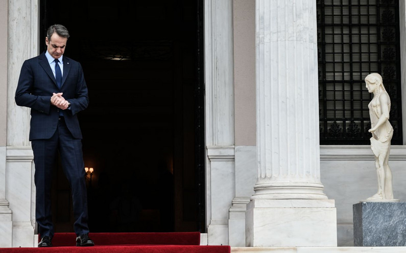 Τα «σωσίβια» της κυβέρνησης απέναντι στις απανωτές κρίσεις - Τα επόμενα βήματα σε ακρίβεια και ελληνοτουρκικά