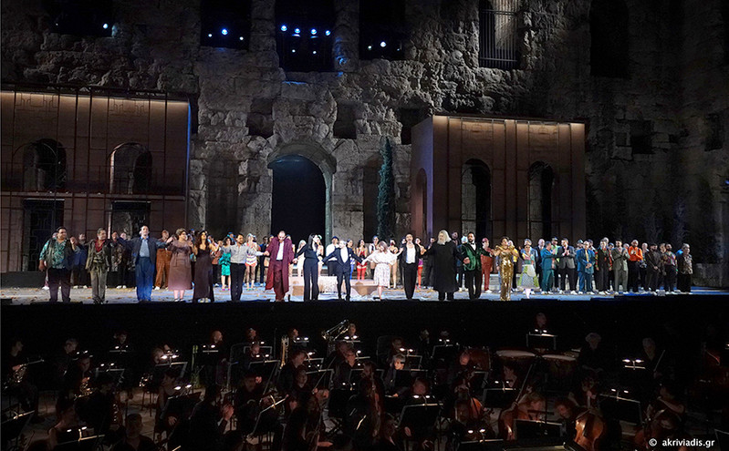 Rigoletto: Η όπερα επέστρεψε στο κατάμεστο Ηρώδειο μετά από τρία χρόνια