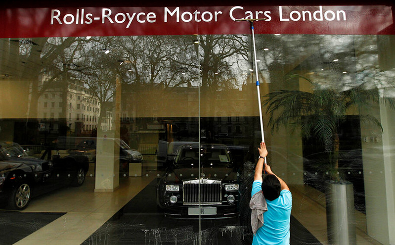 Rolls Royce: Μπόνους στο 70% των εργαζομένων εξαιτίας του υψηλού κόστους ζωής