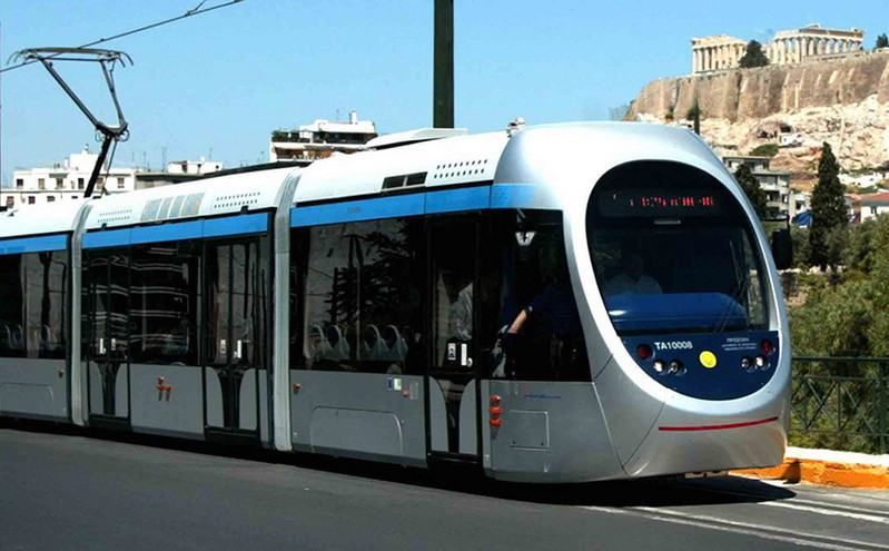 Κυκλοφοριακές ρυθμίσεις την Κυριακή στη λεωφόρο Αθηνών-Σουνίου και στη Γραμμή 6 του τραμ