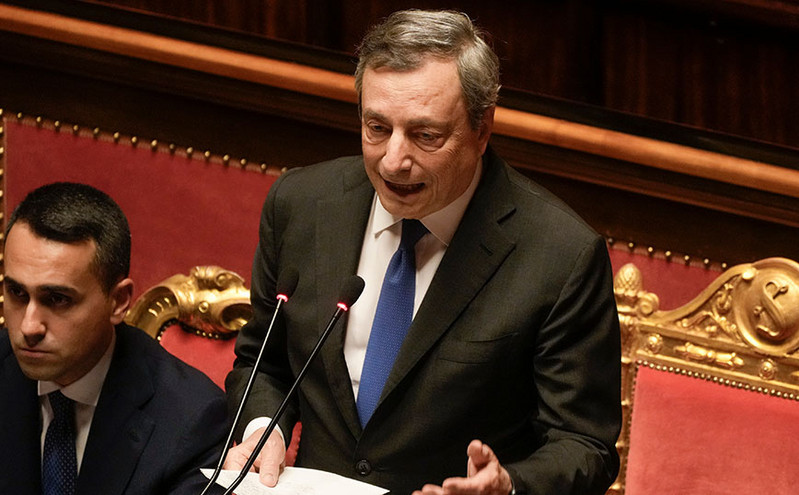 Ντράγκι: Ζήτησε νέα ψήφο εμπιστοσύνης για να παραμείνει στην πρωθυπουργία
