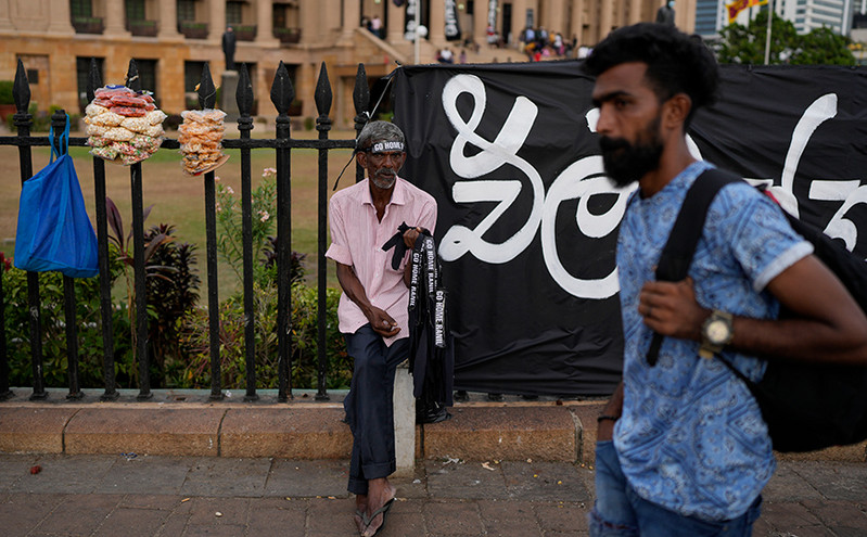 Σρι Λάνκα: Σε κατάσταση έκτακτης ανάγκης ξανά η χώρα