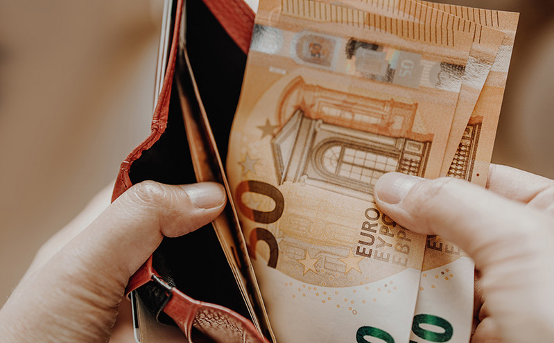 ΔΥΠΑ: Καταβάλλεται το «μπόνους» 300 ευρώ σε επιπλέον 1.131 μη επιδοτούμενους ανέργους &#8211; Οι δικαιούχοι