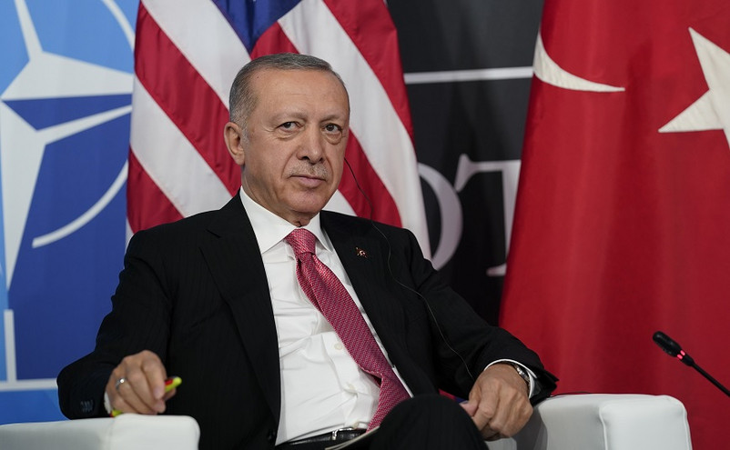 Reuters: Πώς ο Ερντογάν υπέταξε και ελέγχει πλήρως τα media της Τουρκίας