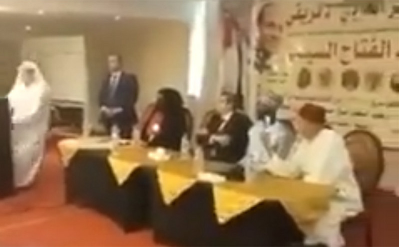 Βίντεο – σοκ: Σαουδάραβας διπλωμάτης πέθανε την ώρα που μιλούσε σε διάσκεψη στο Κάιρο