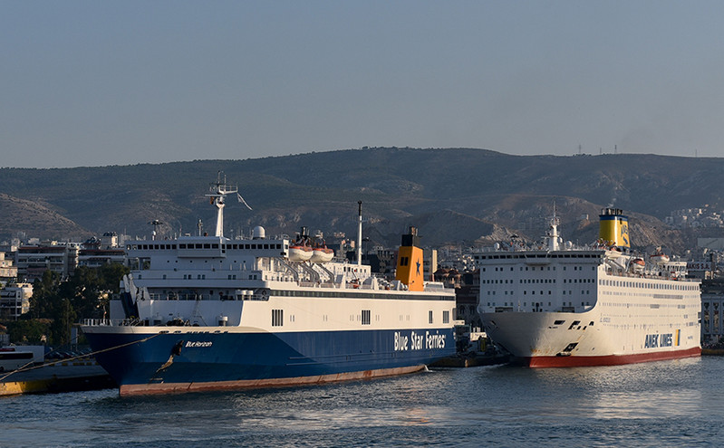 Blue Horizon: Τέλος στην… οδύσσεια 930 επιβατών &#8211; Έφτασε στον Πειραιά με έξι ώρες καθυστέρηση