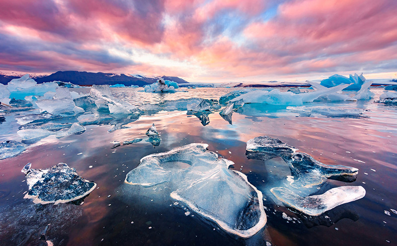 Ευαίσθητη και ευάλωτη η Αρκτική: Ανεβάζει θερμοκρασία τέσσερις φορές πιο γρήγορα από τον υπόλοιπο κόσμο