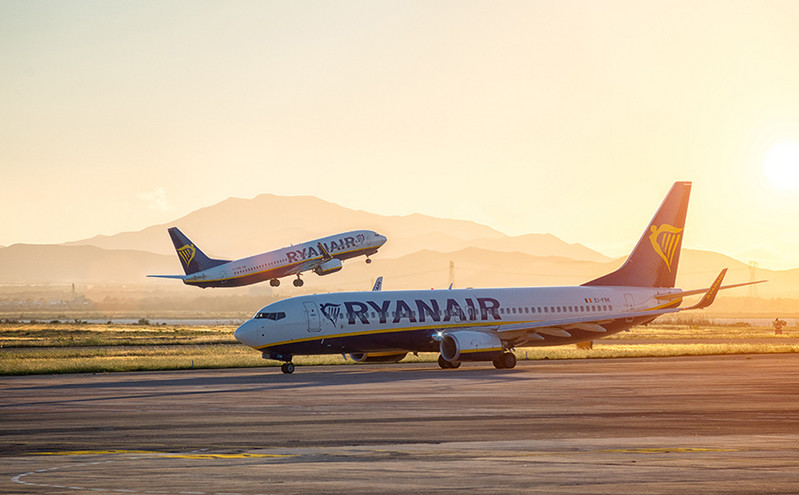 Σε αναμονή: Ryanair: Τέλος τα εισιτήρια των 10 ευρώ